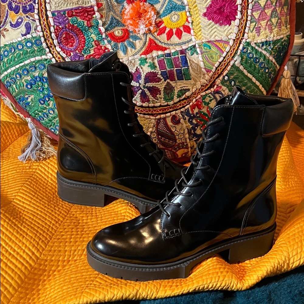 Coach Leighton Black High Shine Leather Ankle Boots Size 10 - Picture 5 of 17